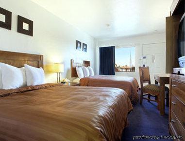 Lodge Econo North I-17 Phoenix
