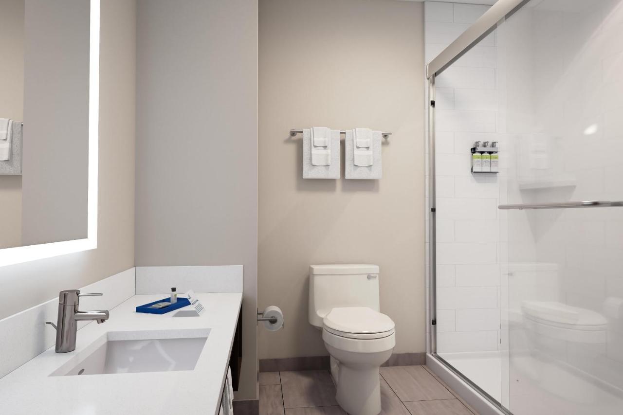 Express & - West - Tolleson By Ihg *