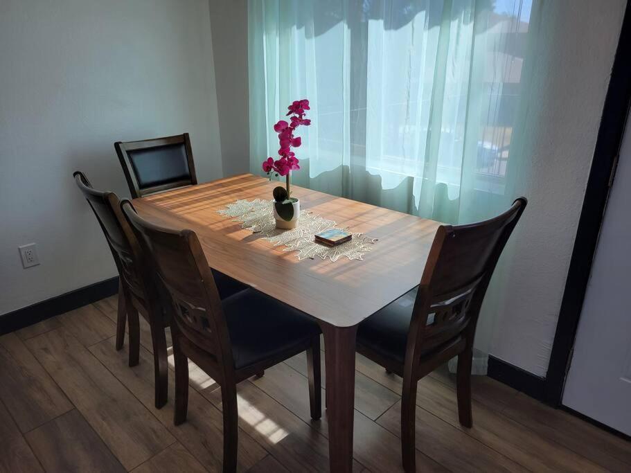Apartment *msg For 5%off*2bed1bath Queenbeds Northphx *