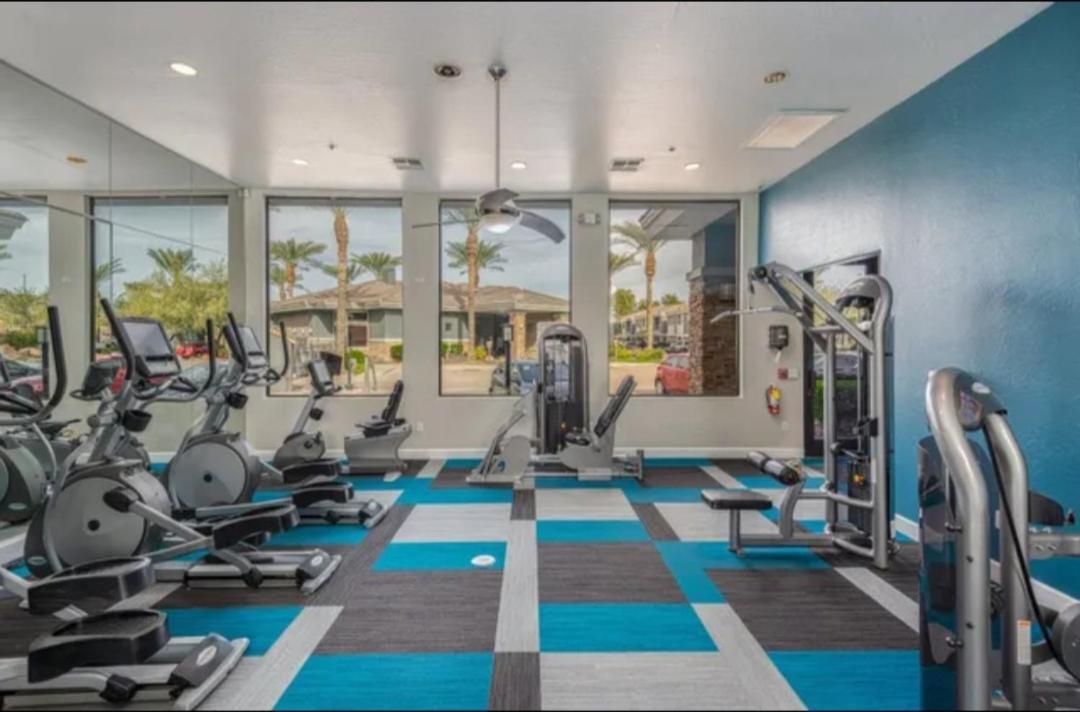 Modern 2br Oasis!