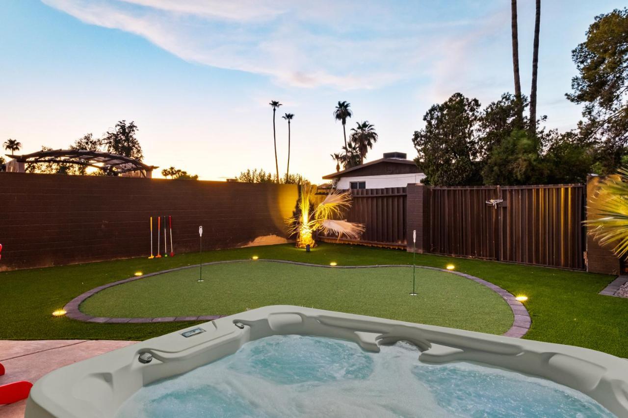 Gorgeous 4-bed With Golf, Pool, & Hot Tub! * Phoenix