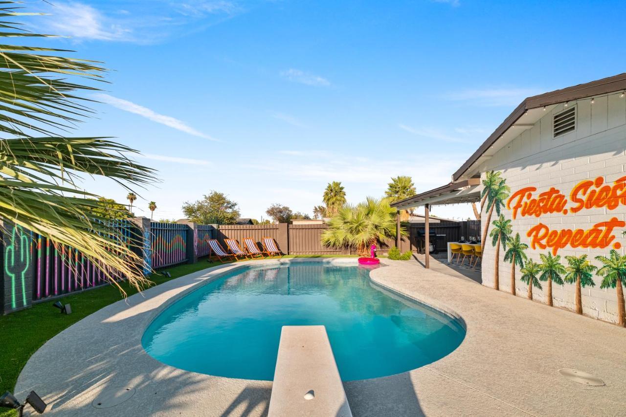Gorgeous 4-bed With Golf, Pool, & Hot Tub! Phoenix