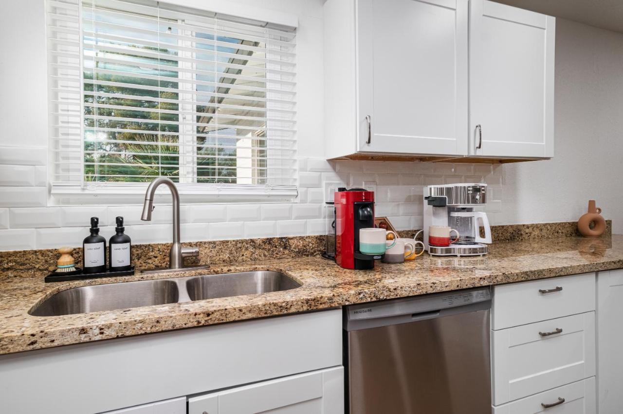 Holiday home Gorgeous 4-bed With Golf, Pool, & Hot Tub!
