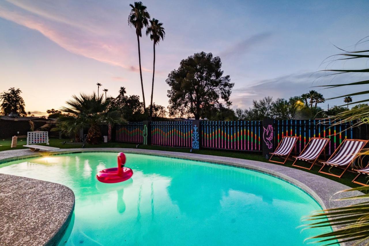 Gorgeous 4-bed With Golf, Pool, & Hot Tub! * Phoenix