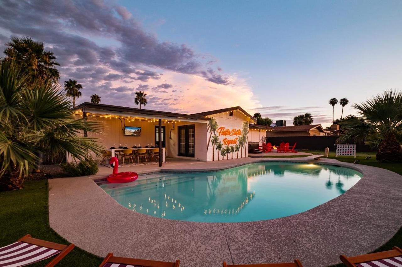 Gorgeous 4-bed With Golf, Pool, & Hot Tub! Phoenix