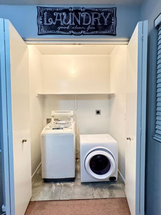 Cozy Private With Shared Bathroom Inside A House Homestay *