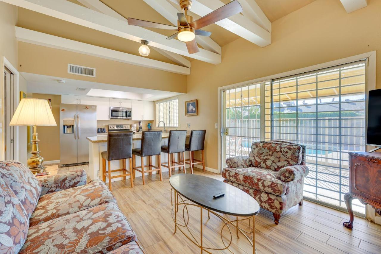Glendale Oasis With Private Pool, Patio And Fireplace! Phoenix