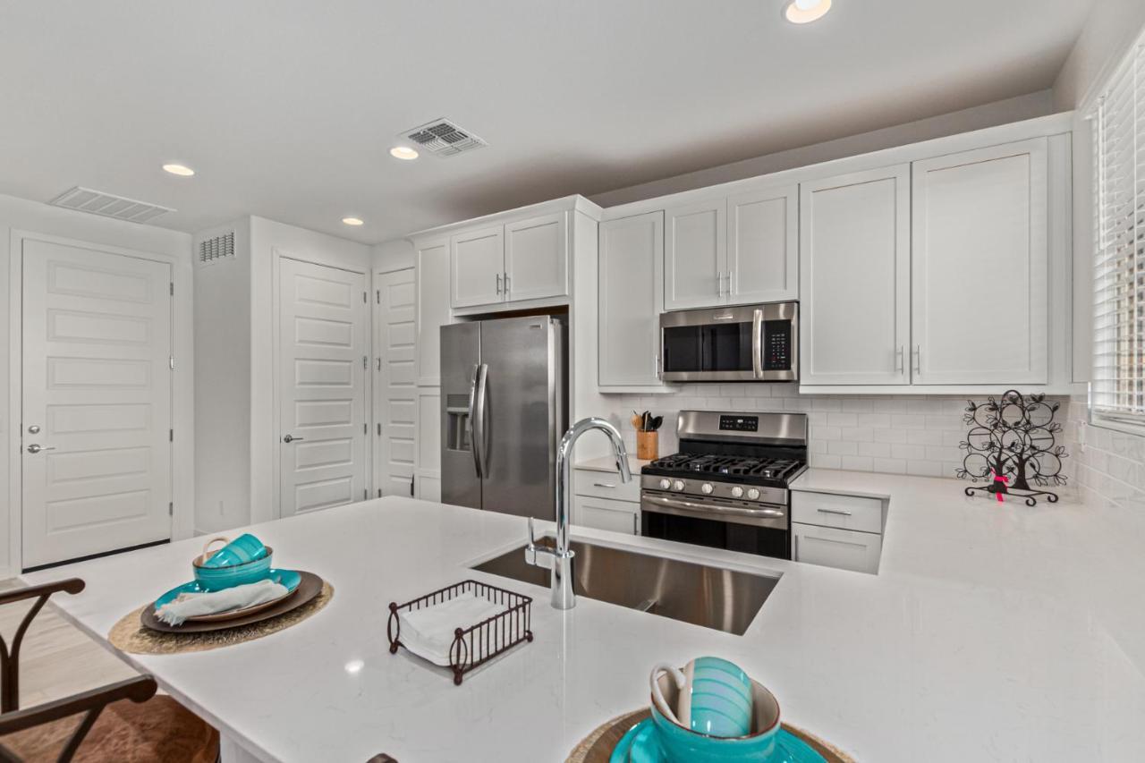 At Your Service - Modern Amenities, Urban Location, Sophisticated Style Apartamento Phoenix