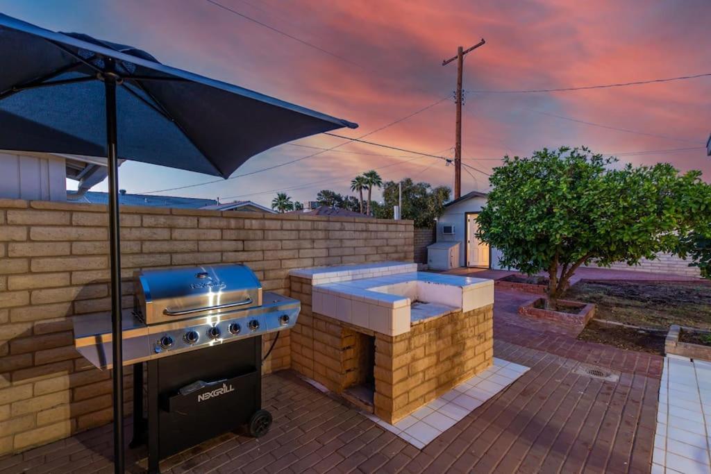 New Midtown Modern With Backyard * Phoenix