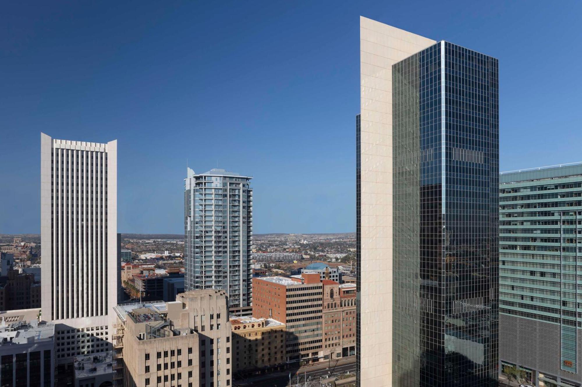Hyatt Regency Downtown - No Destination Fees Hotel
