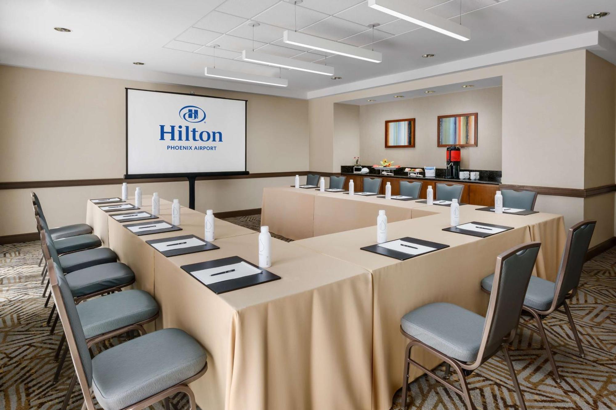 Hilton Airport 3* Phoenix
