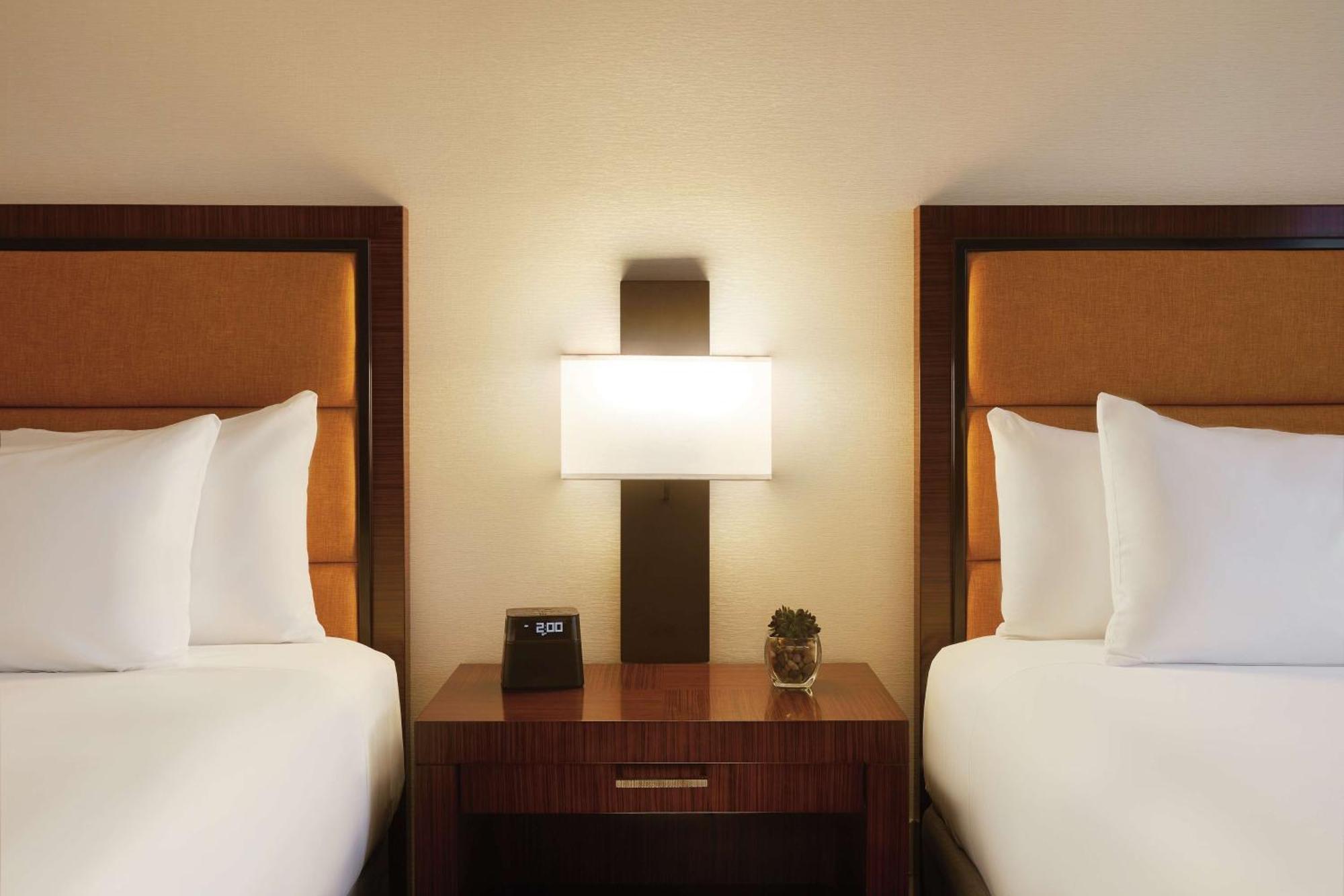 Hyatt Regency Hotel 4*