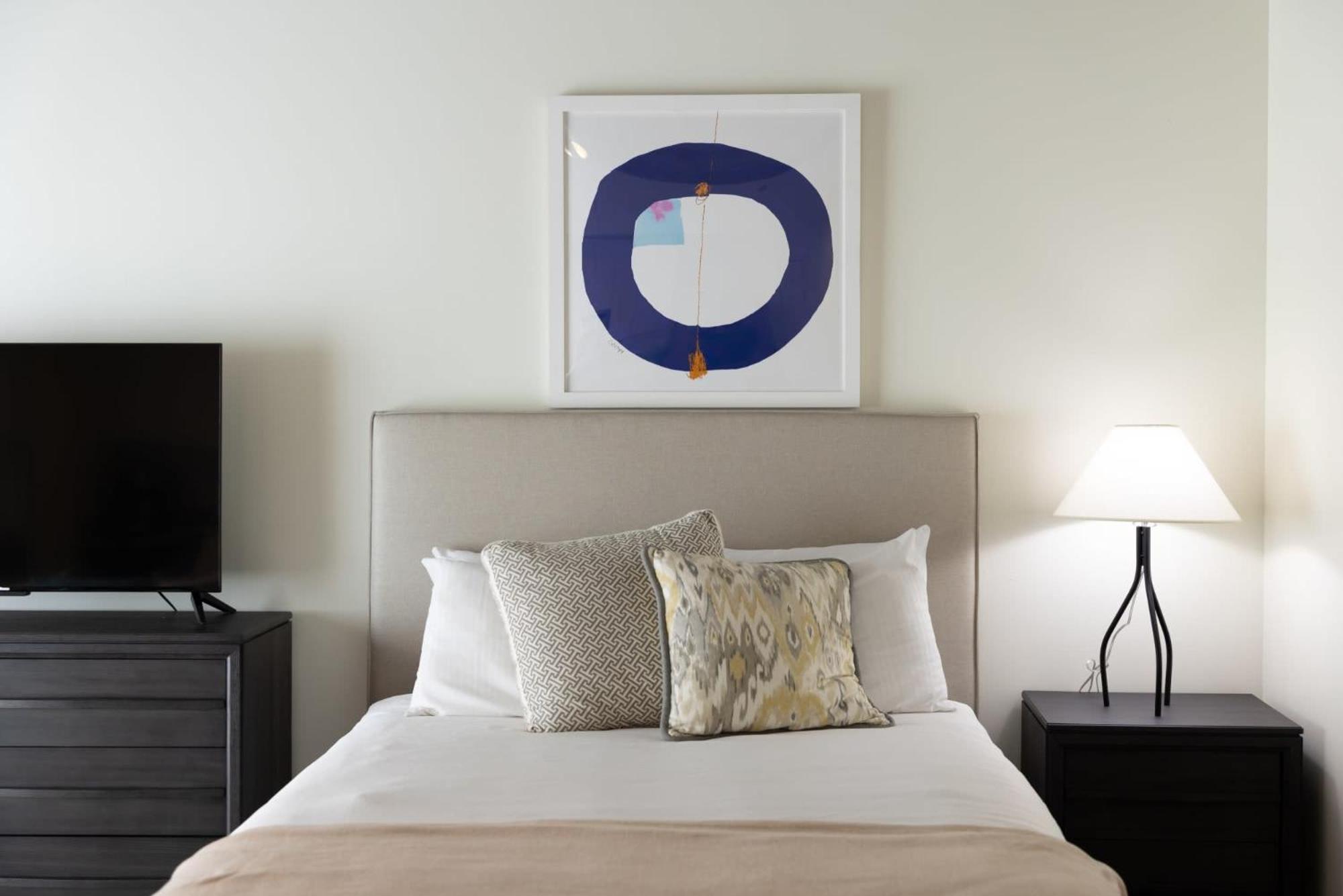 Apartment Sophisticated Living At Roosevelt Point, *