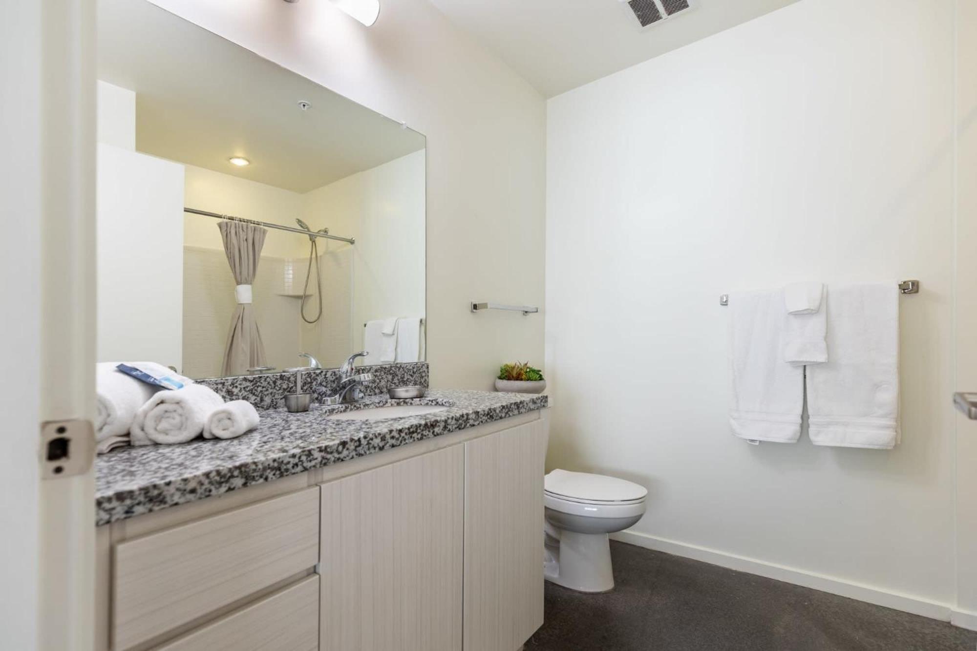 Apartment Sophisticated Living At Roosevelt Point,