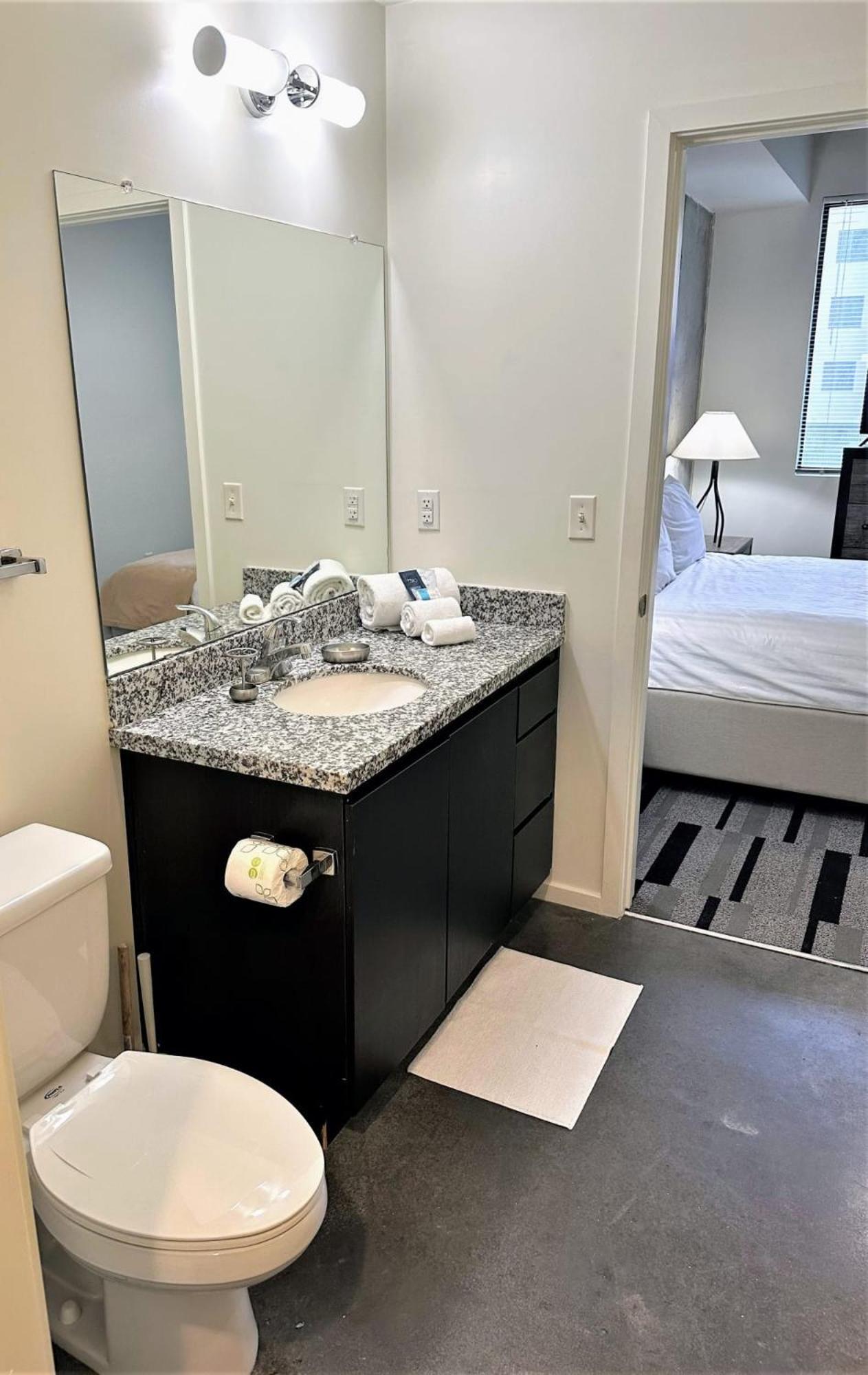 Sophisticated Living At Roosevelt Point, Apartment Phoenix