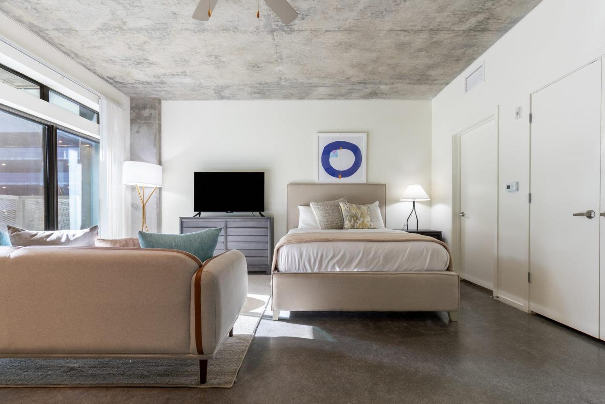 Sophisticated Living At Roosevelt Point, *