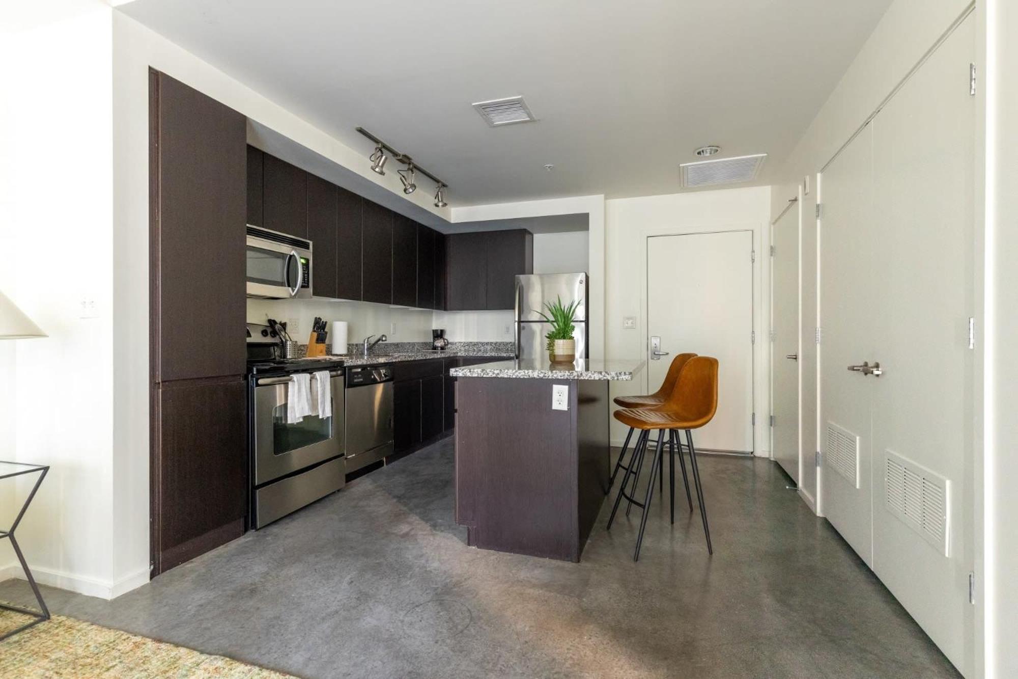 Apartment Sophisticated Living At Roosevelt Point,