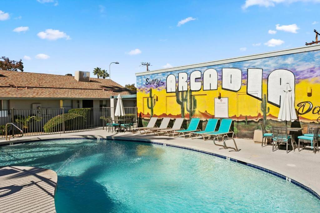 Desert Skyline Apt W/pool & Apartamento *