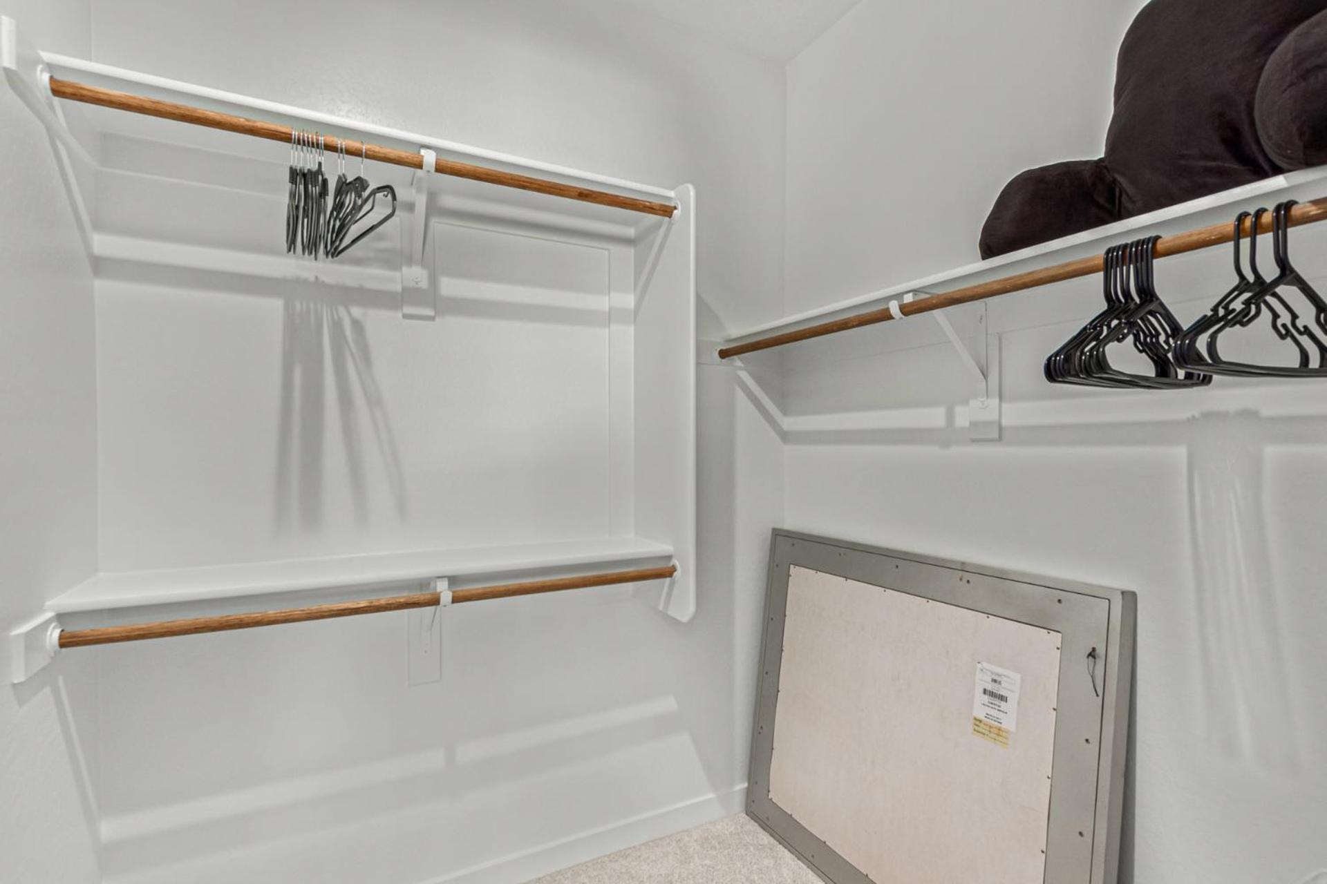 At Your Service - Modern Amenities, Urban Location, Sophisticated Style Apartamento