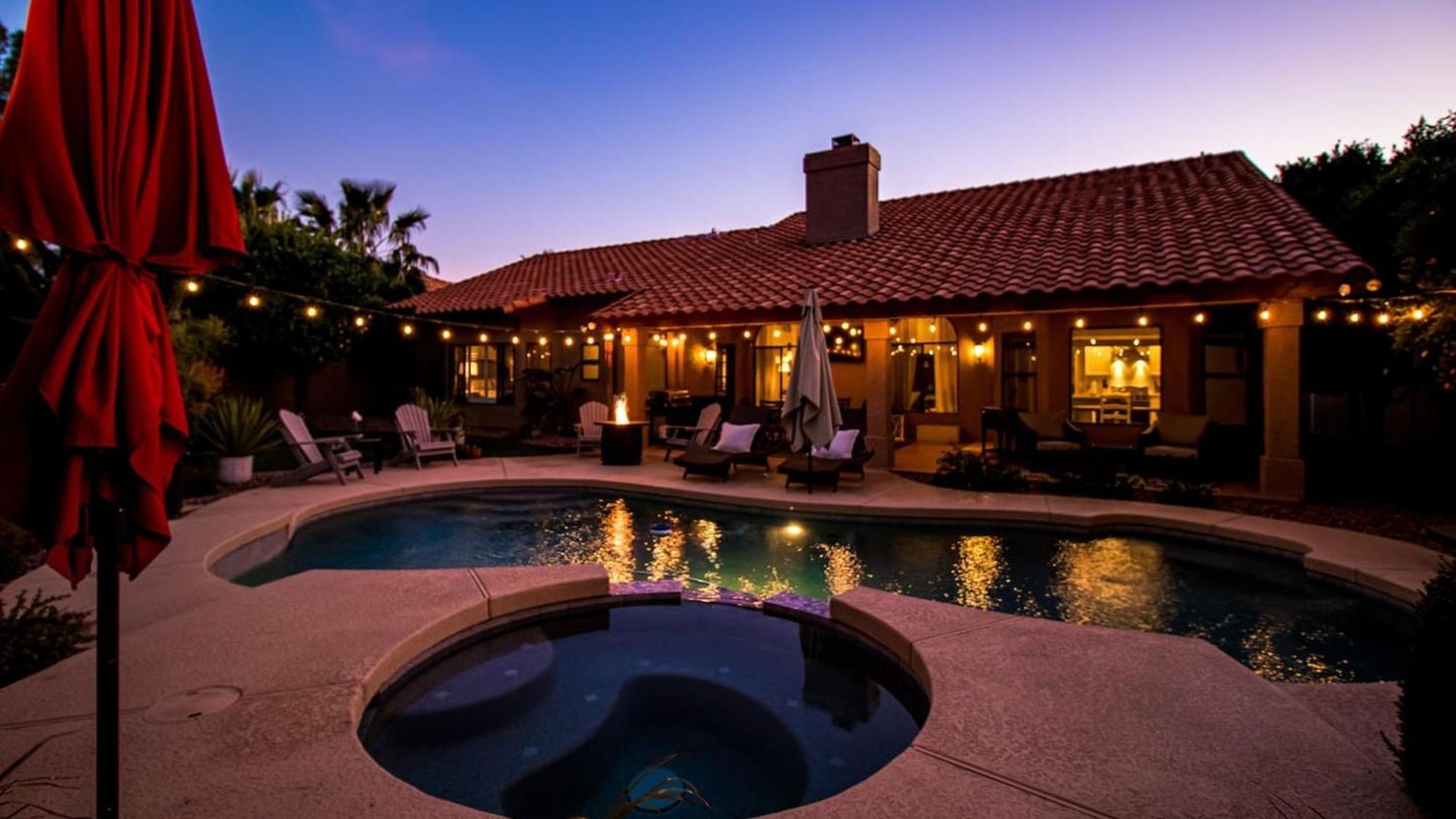 Stunning North Scottsdale Luxury Whtd Pool Casa de férias Phoenix
