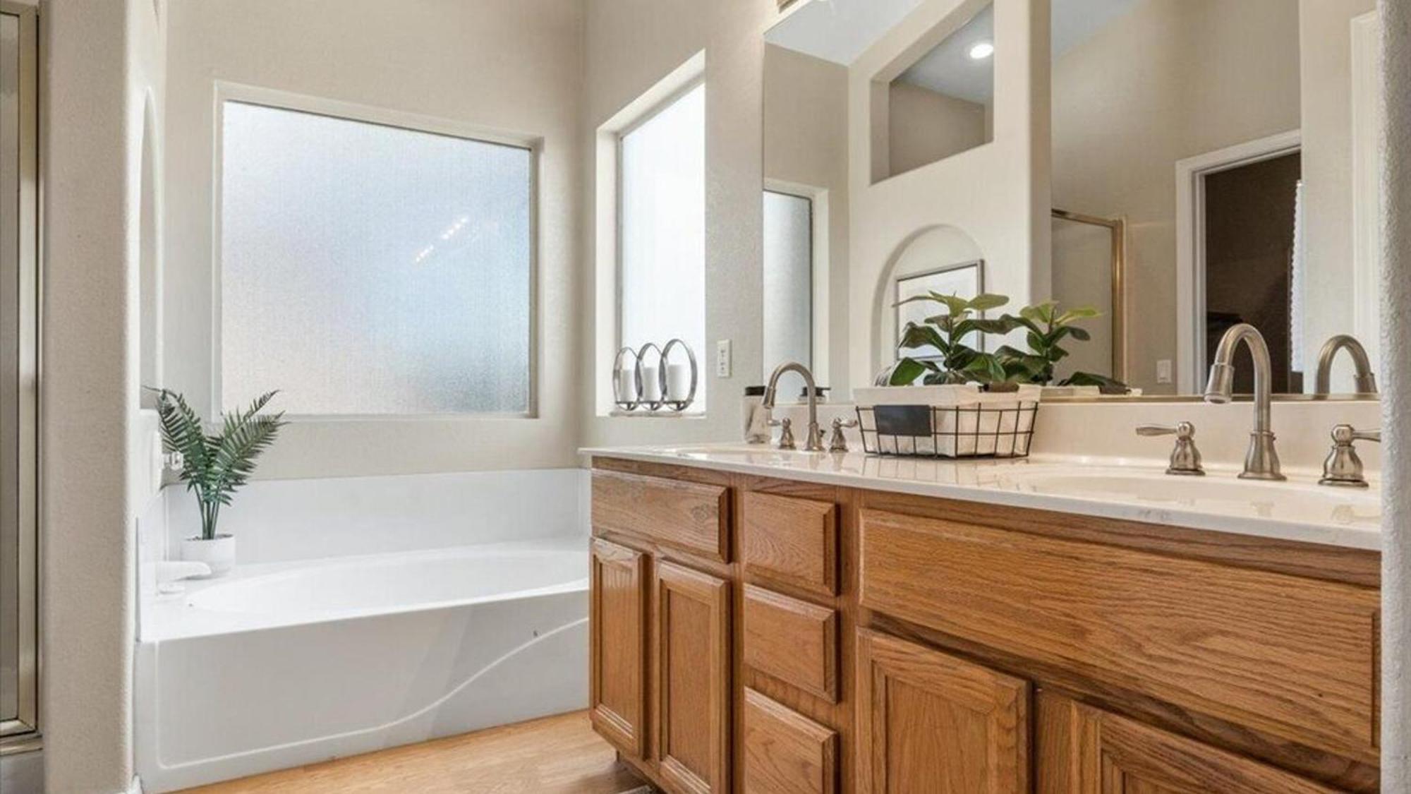 Beautiful Glendale With Pool Games * Phoenix