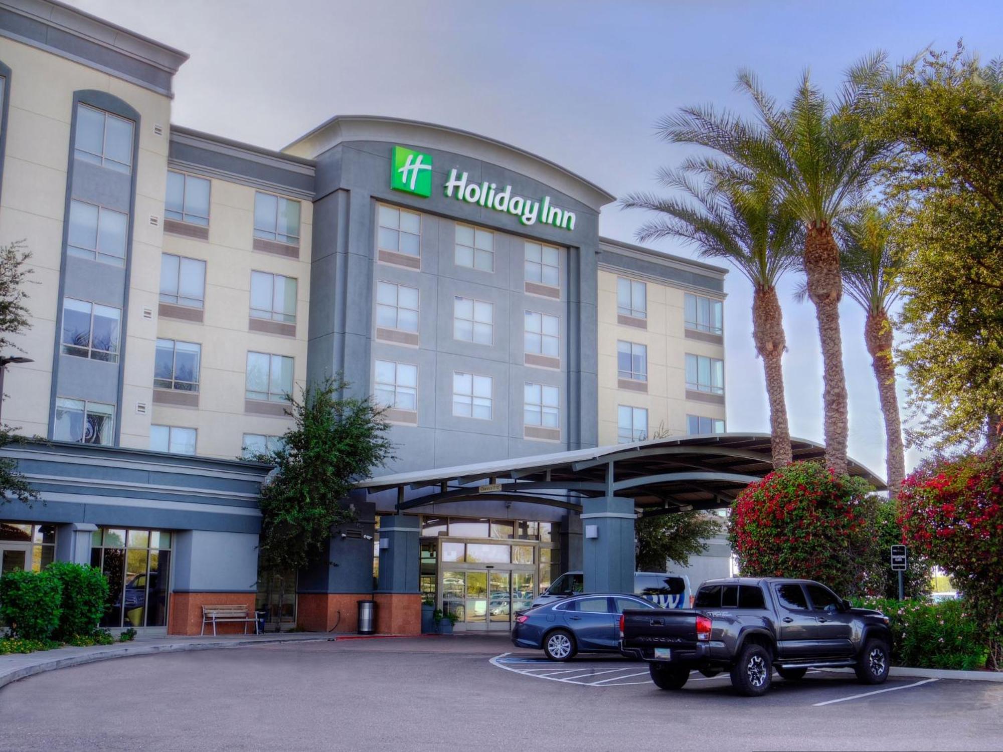Holiday & Airport By Ihg 3* Phoenix