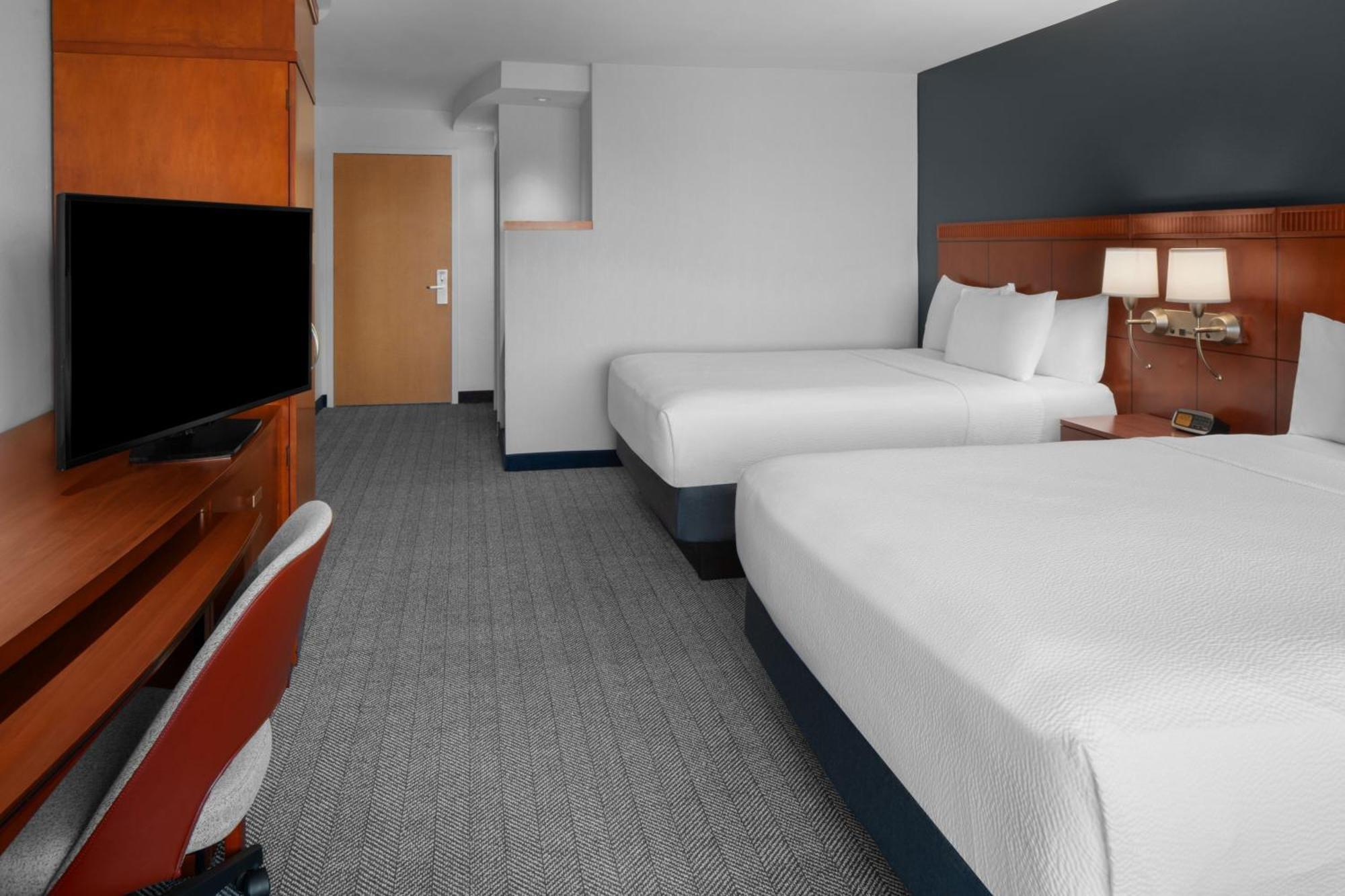 Hotel Courtyard By Marriott West/avondale 3*