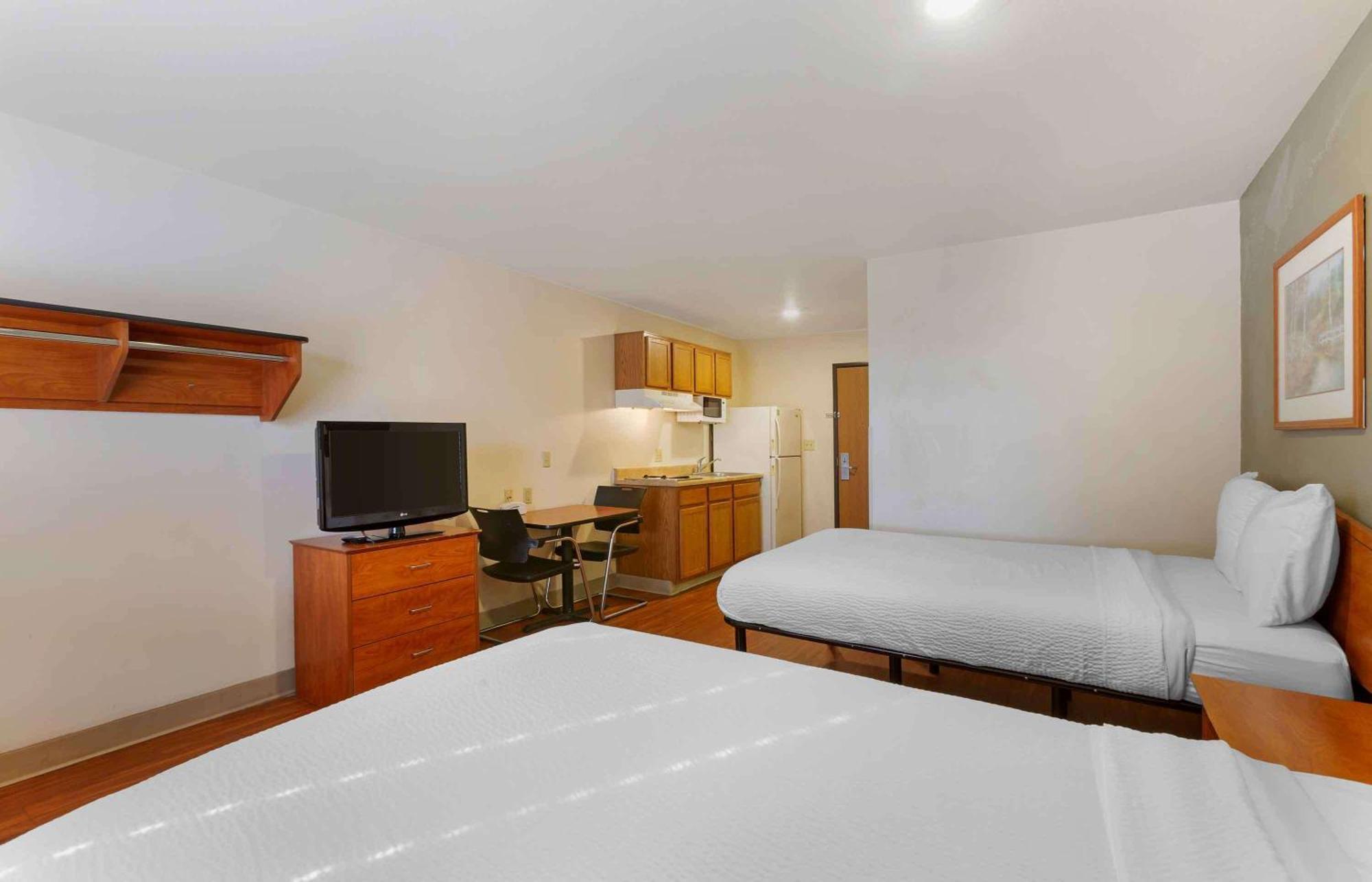 Extended America Select - - West Hotel 2*