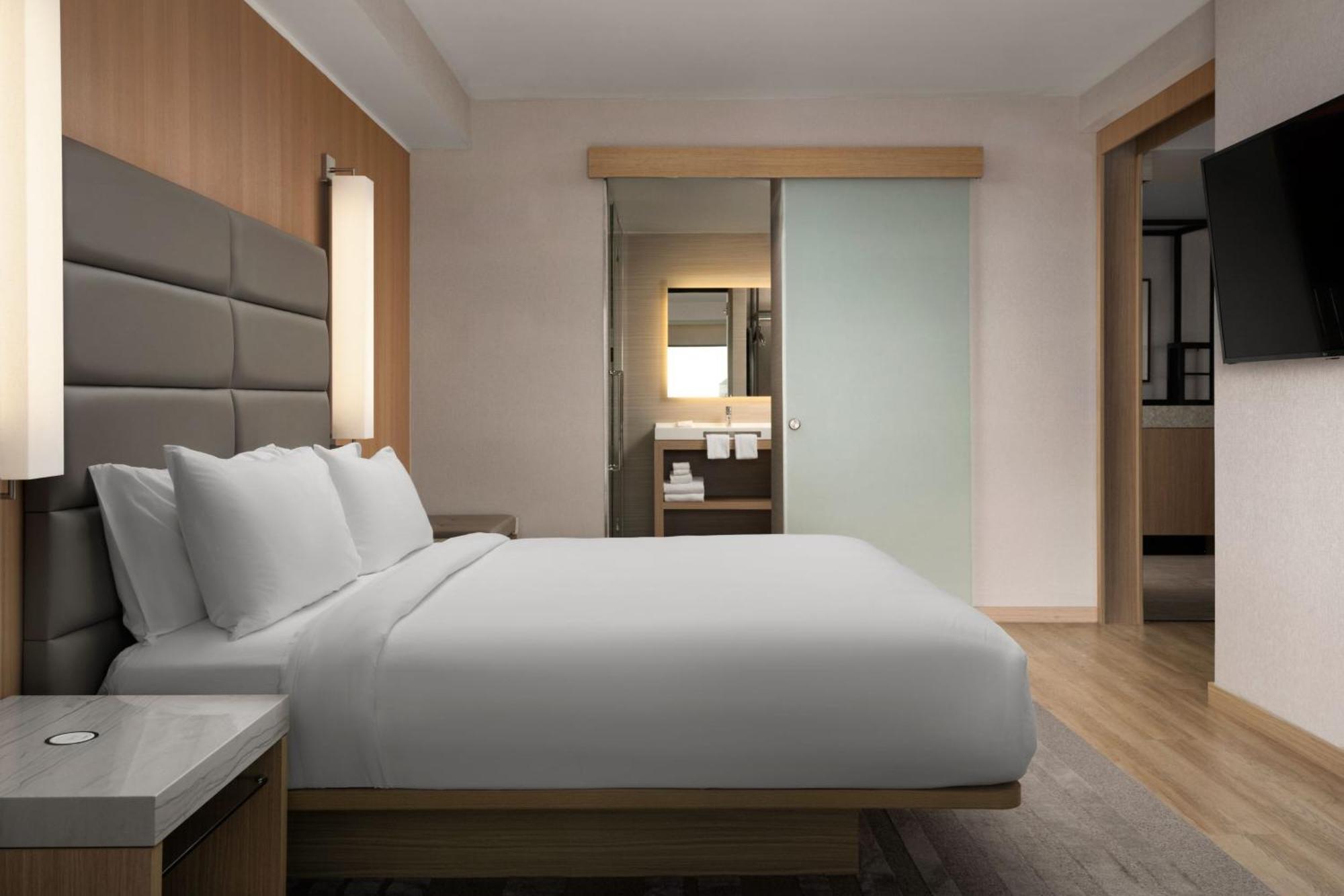Hotel Ac By Marriott Downtown Phoenix
