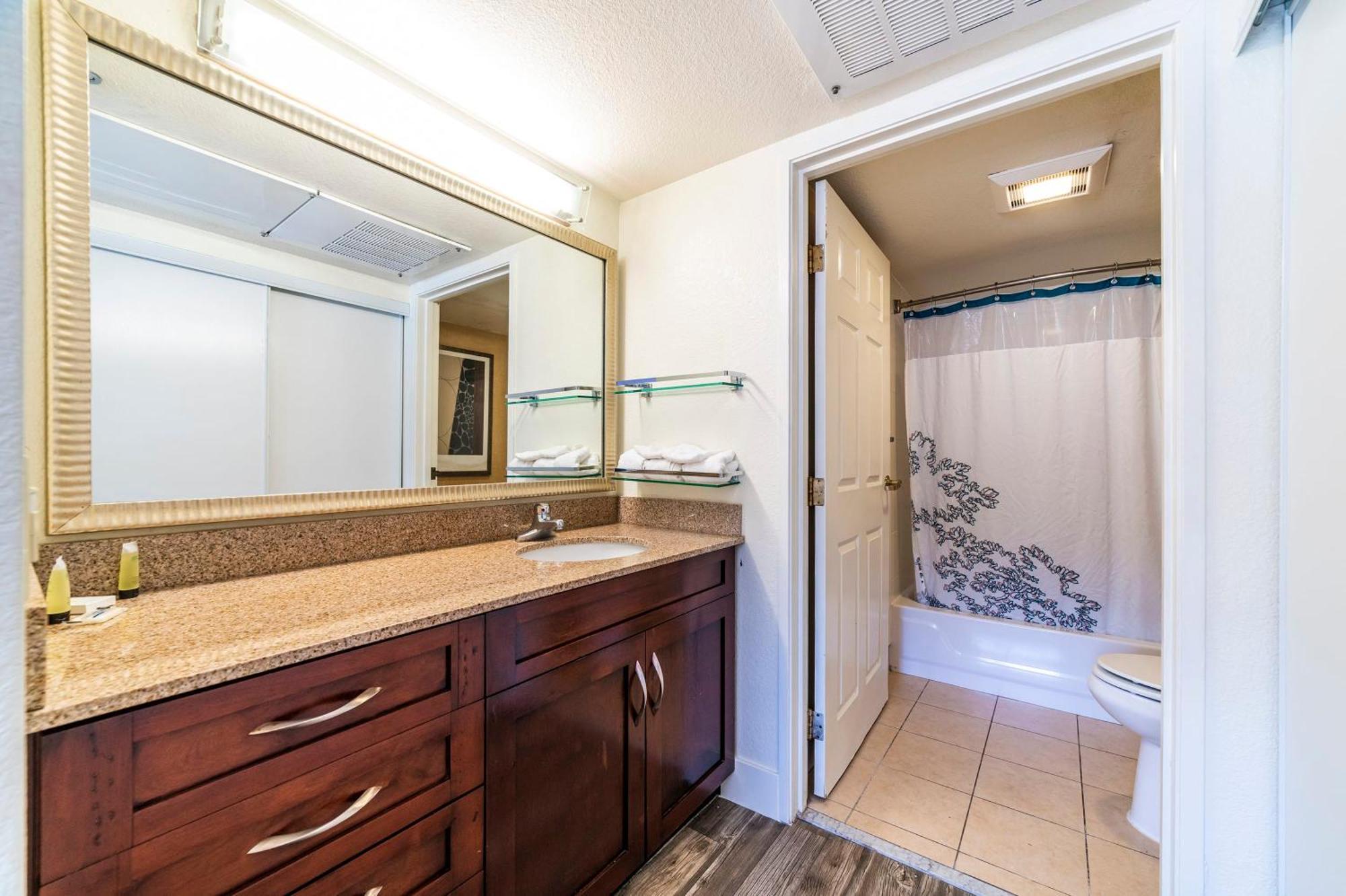 Metro Phx 1bedroom Apartment *