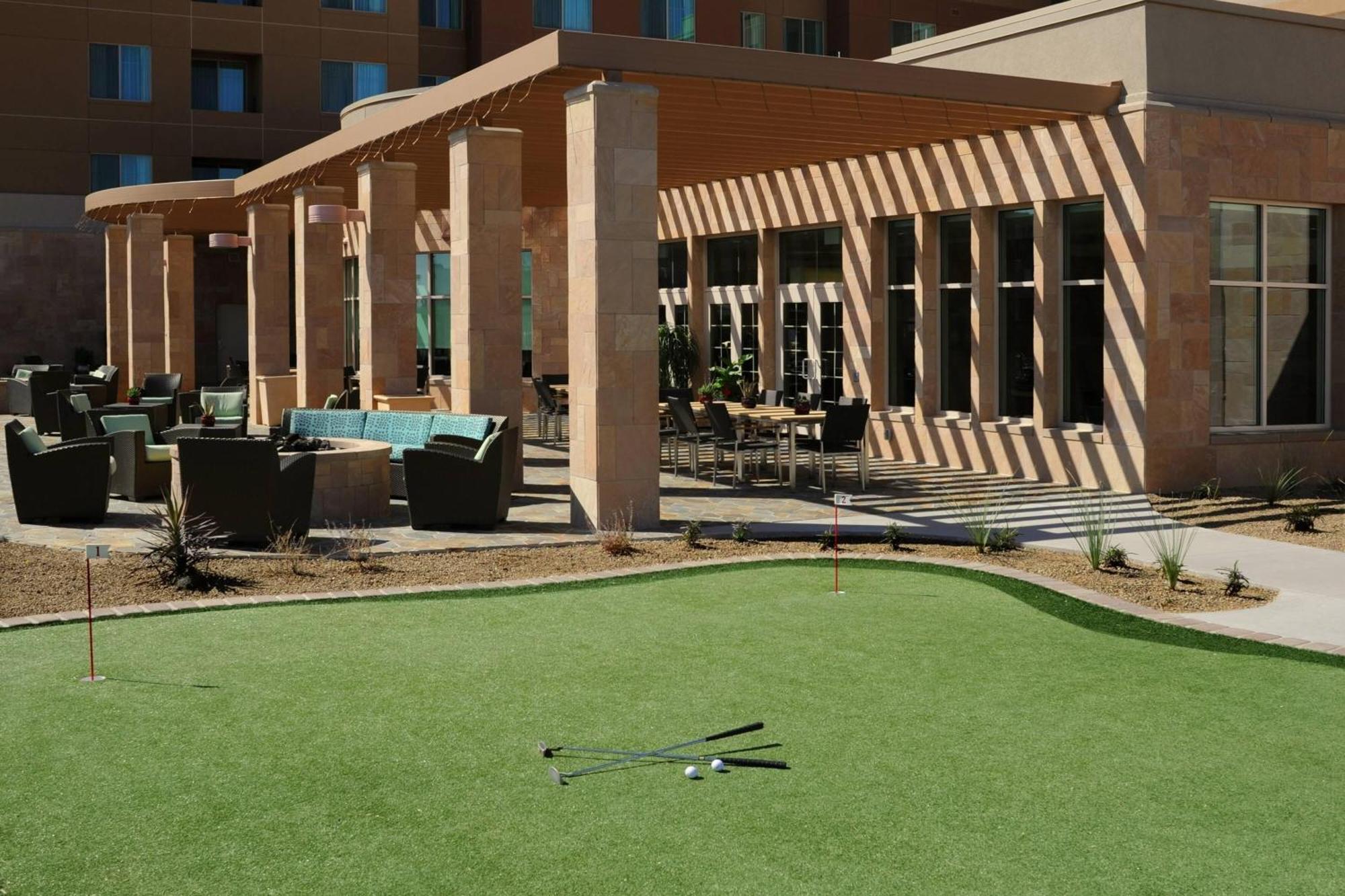 Hotel Desert View At Mayo Clinic Phoenix