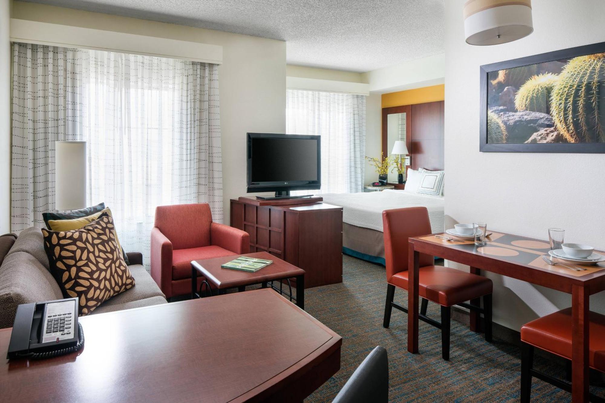 Hotel Desert View At Mayo Clinic Phoenix
