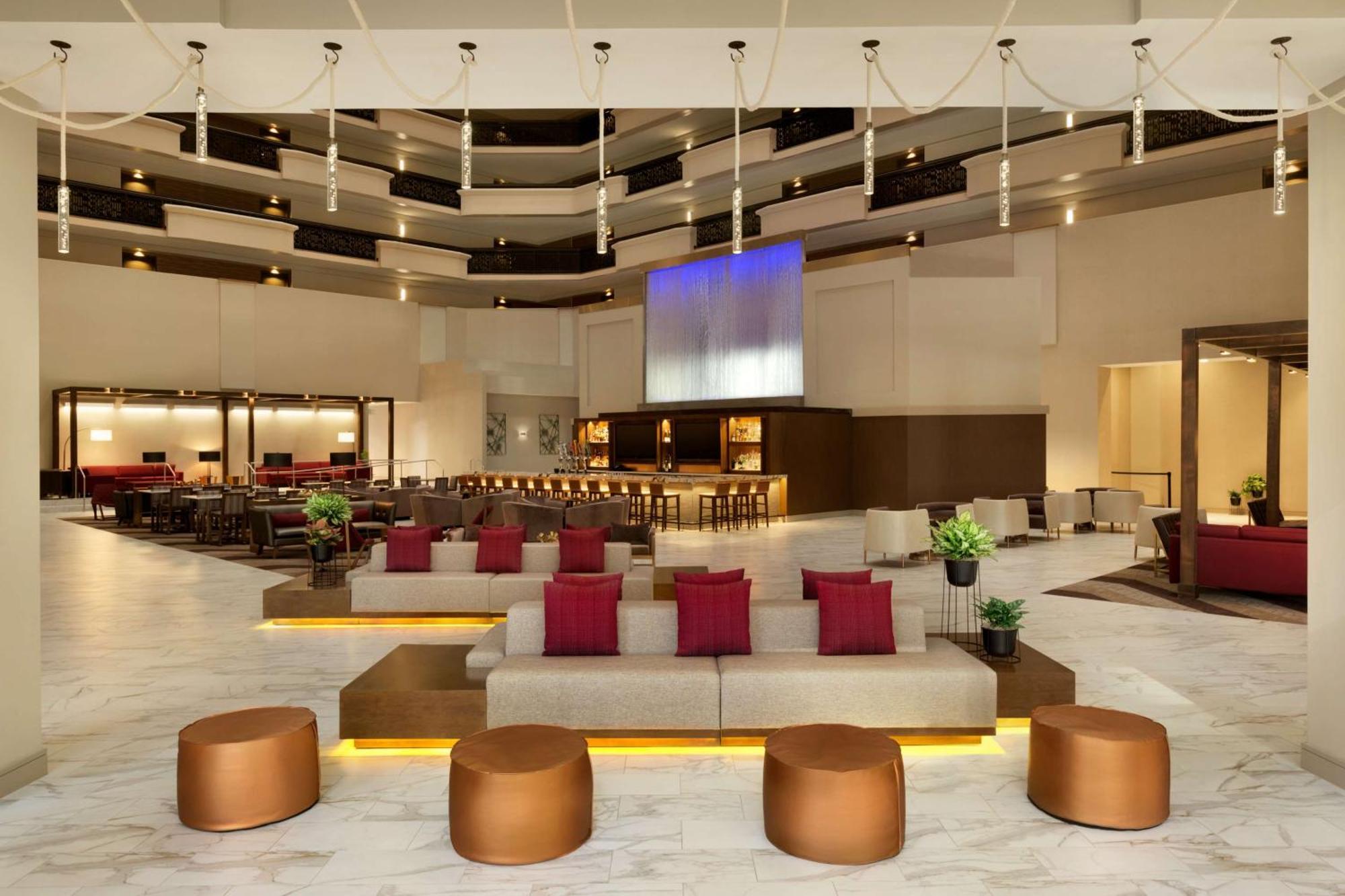 Hotel Embassy By Hilton Downtown North