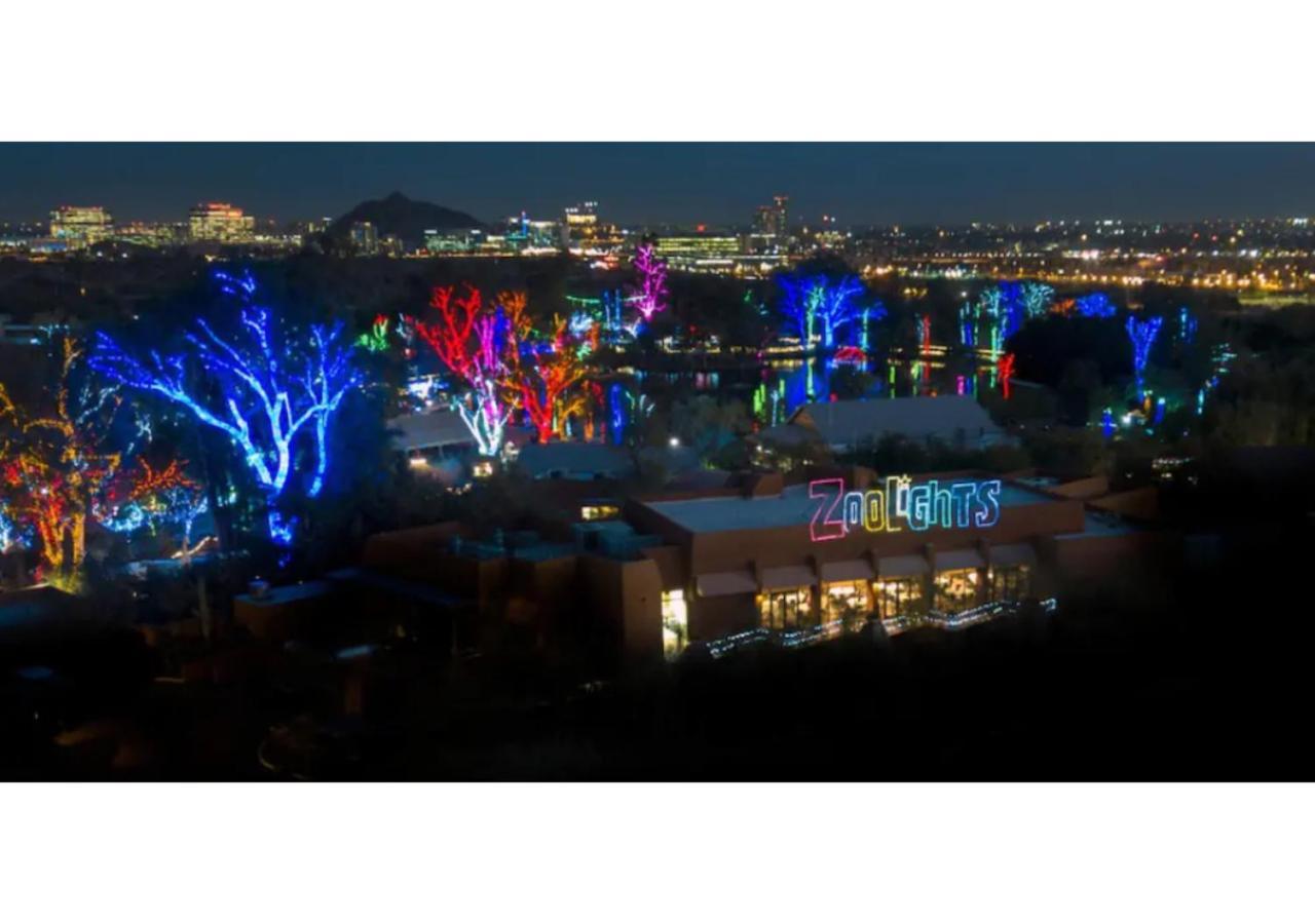 Designer 5 Bd Home, Fountain Pool, Spa, Game Patio Holiday home Phoenix