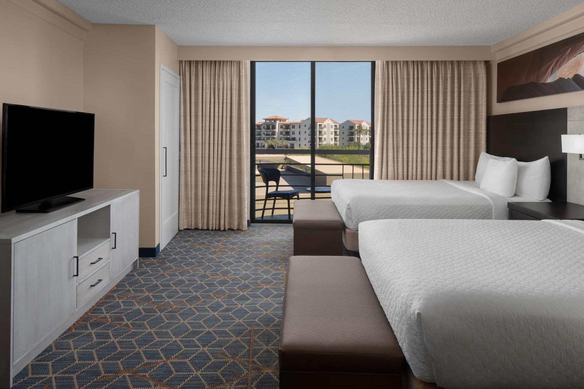 Embassy By Hilton Biltmore Hotel Phoenix