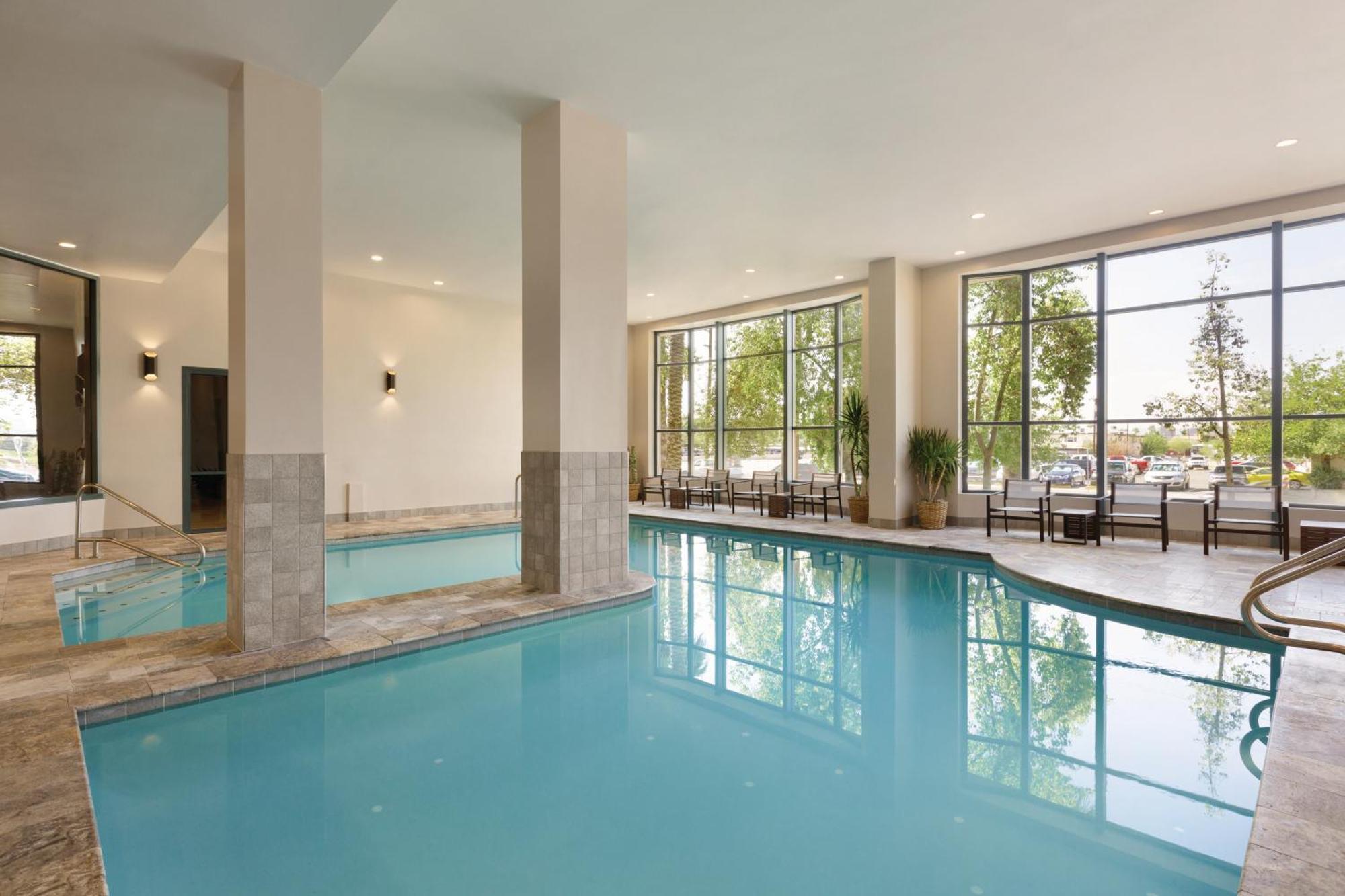 Embassy By Hilton Downtown North 3* Phoenix