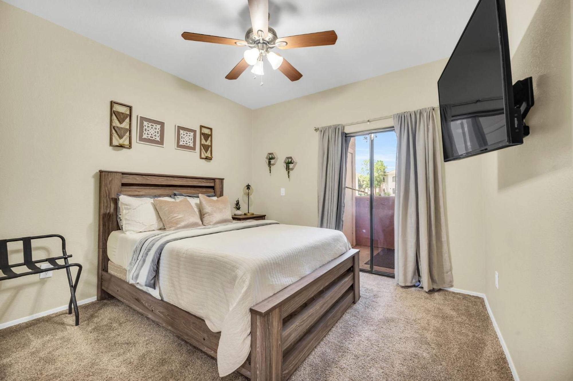 Apartment Comfy With Heated Pool And Gym *