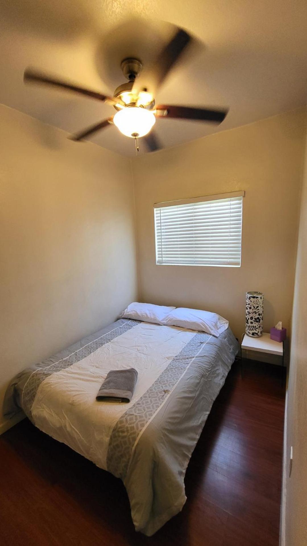 U1 - Entire 2 Bedroom In Dt Phx With Pkg Apartment