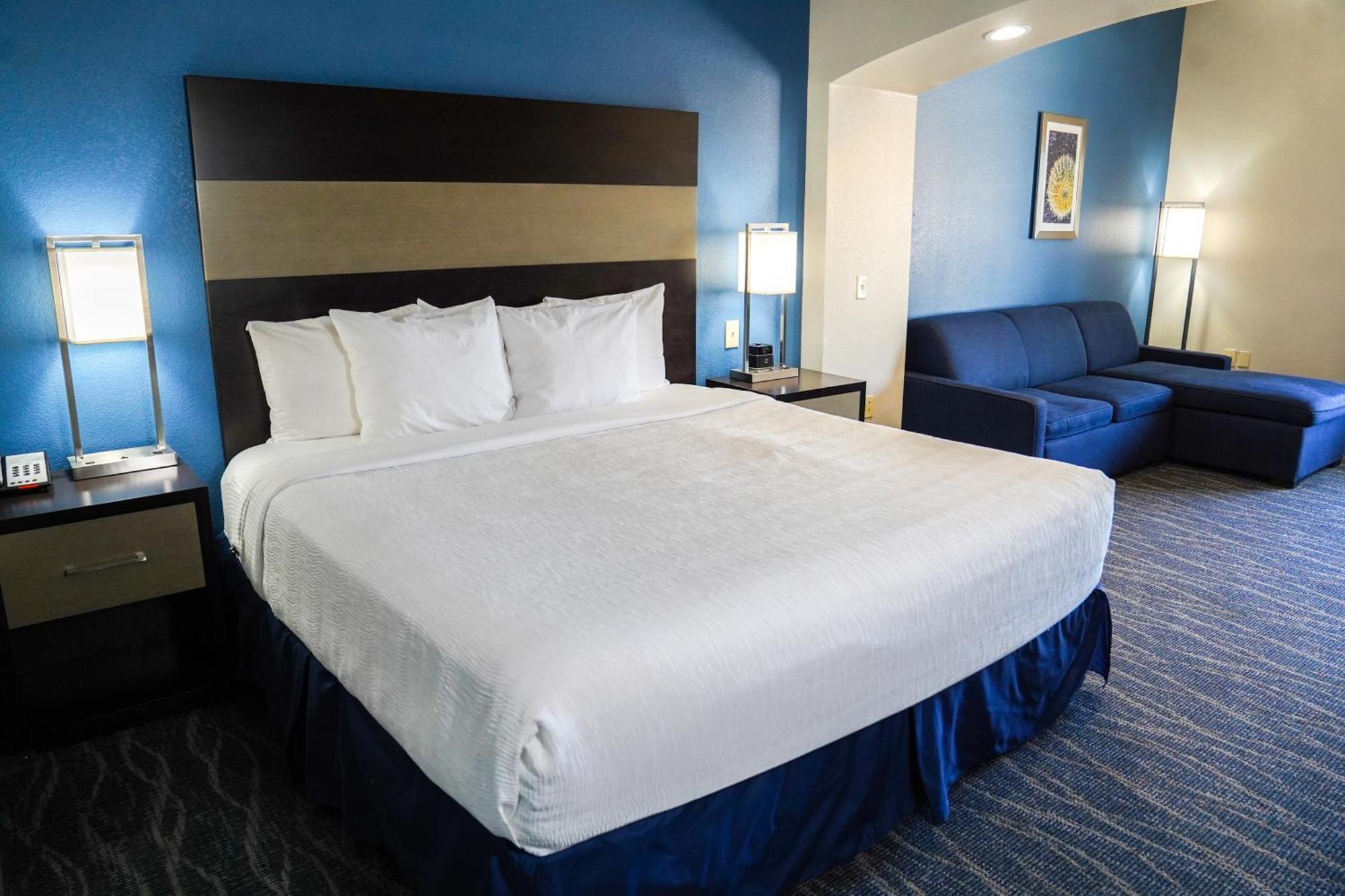 La Quinta By Wyndham I-10 West Hotel