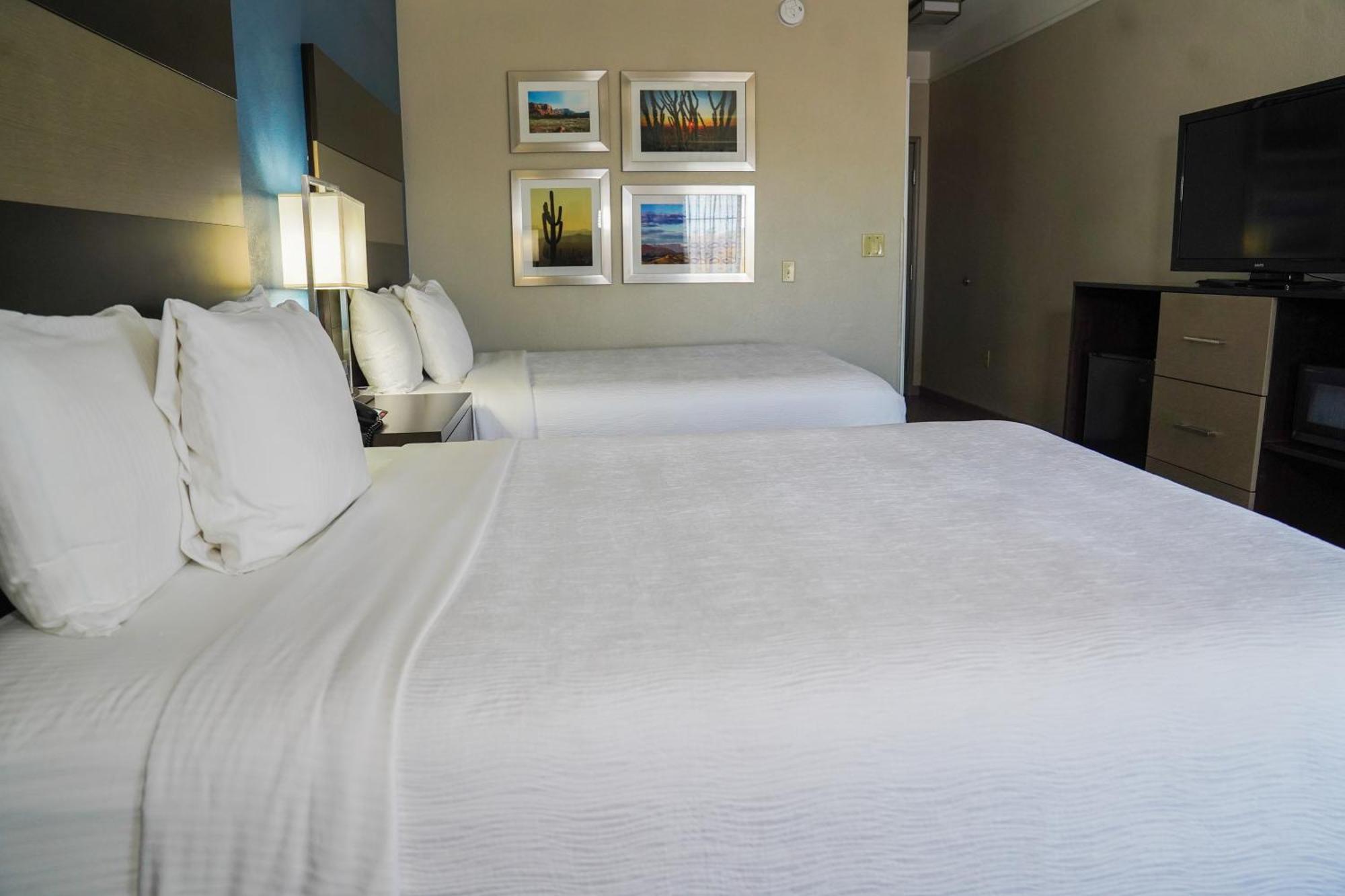 La Quinta By Wyndham I-10 West Hotel 3*