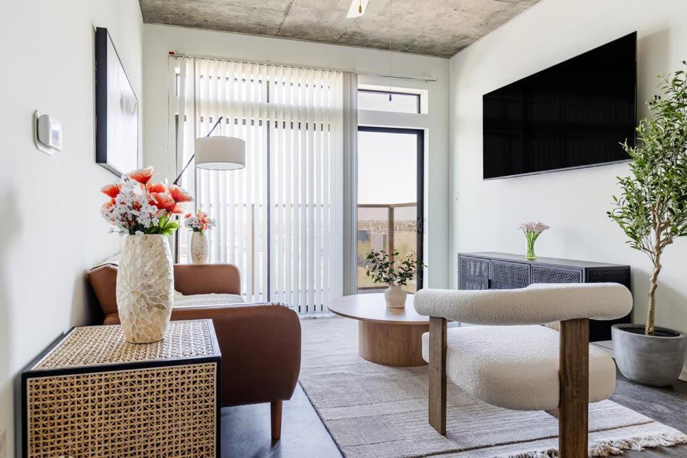 Apartment Sophisticated Living At Roosevelt Point, Phoenix