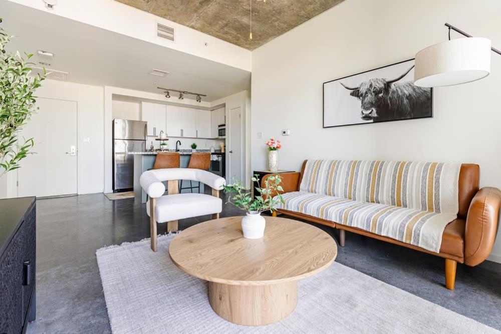 Sophisticated Living At Roosevelt Point, Apartment Phoenix