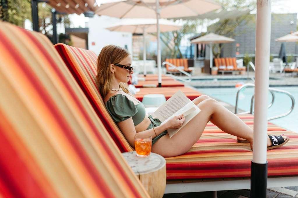 Hotel Rise Uptown 4*