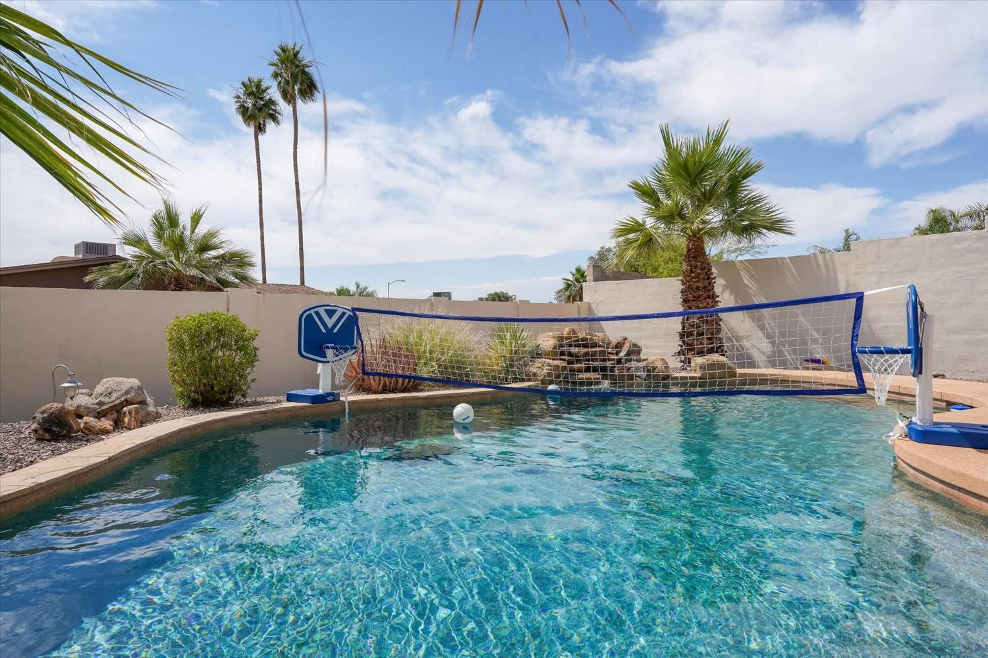 Game Pool Hottub Modern Desert Oasis Holiday home