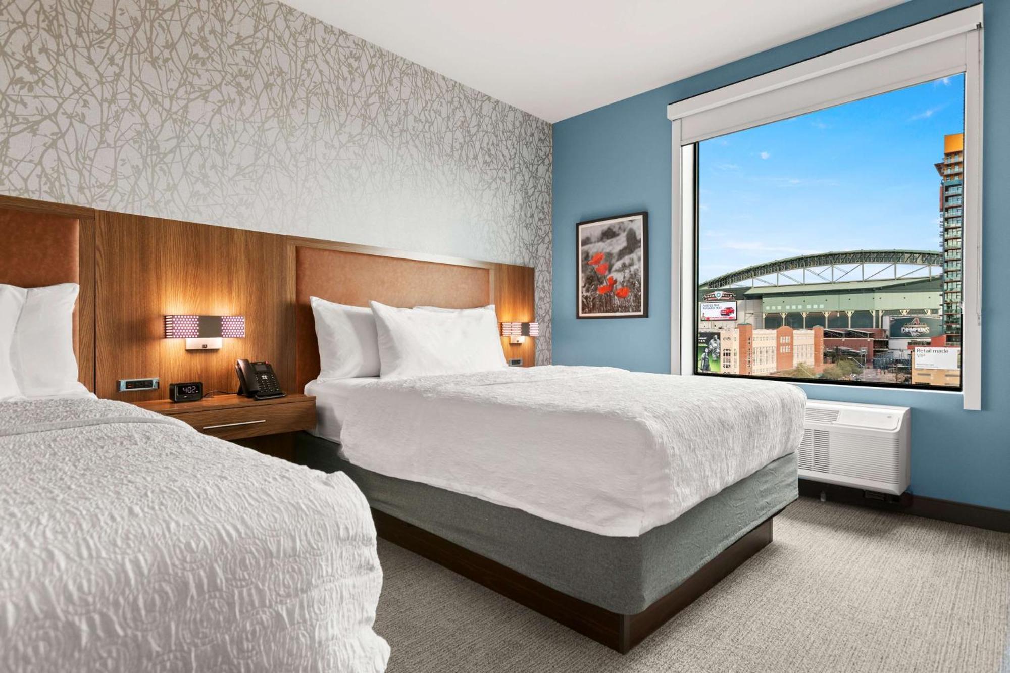 Hotel Home2 By Hilton Downtown 3*