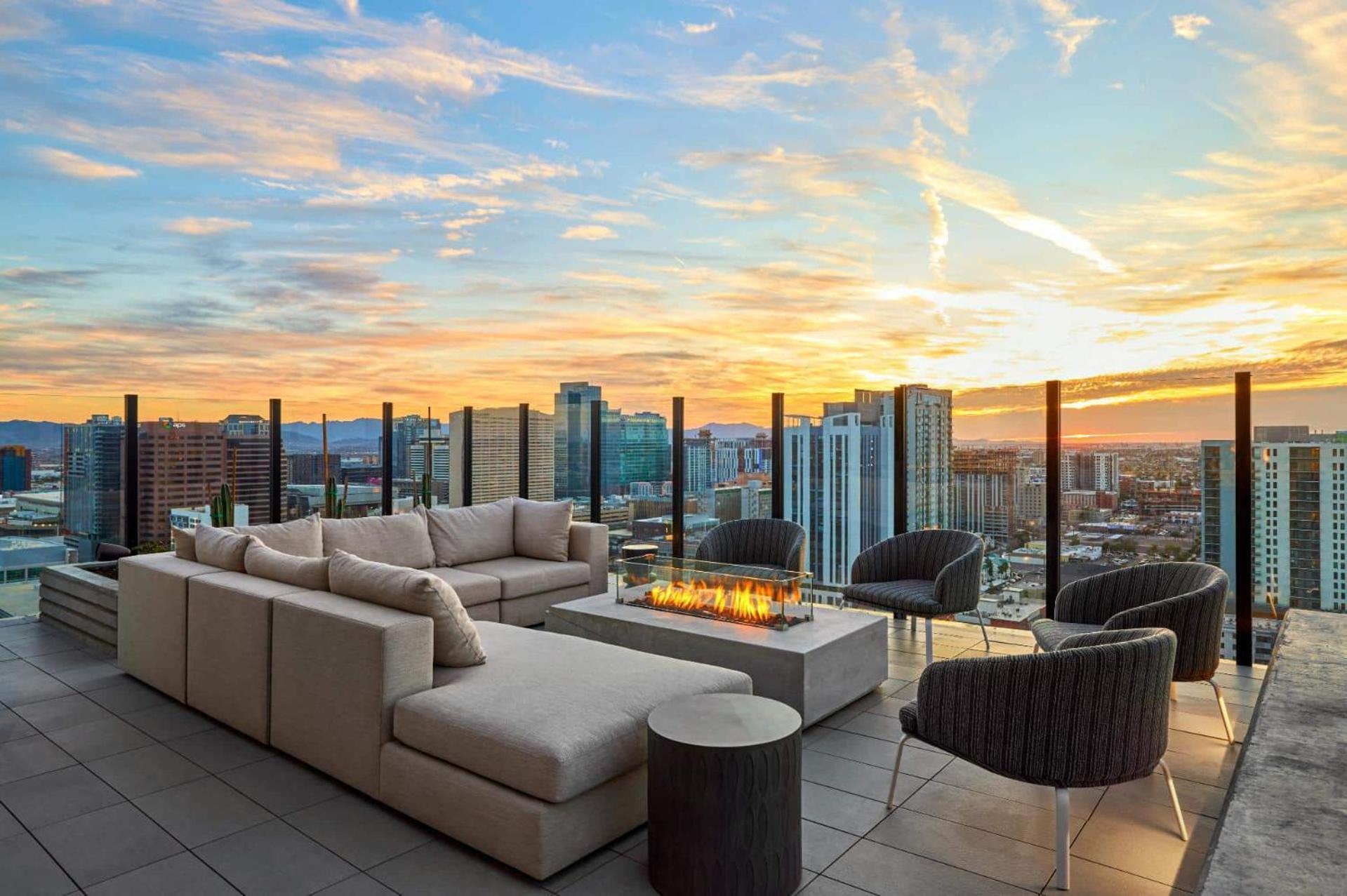 Global Luxury At Downtown * Phoenix