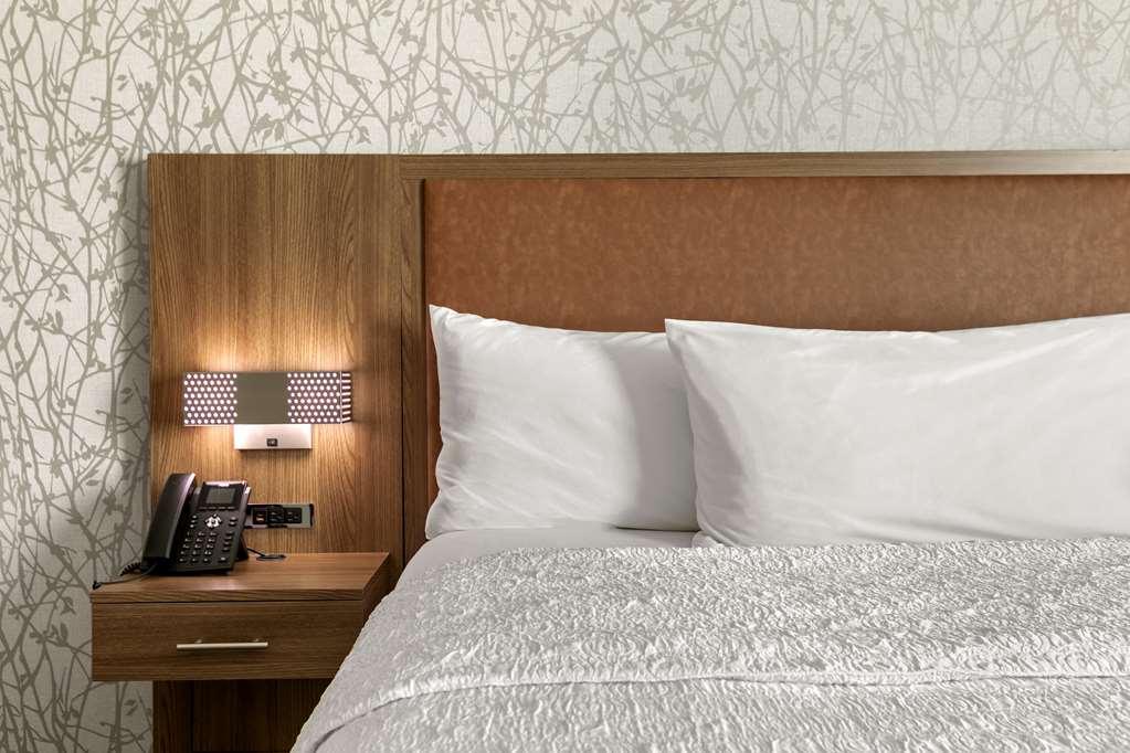 Home2 By Hilton Downtown Hotel Phoenix