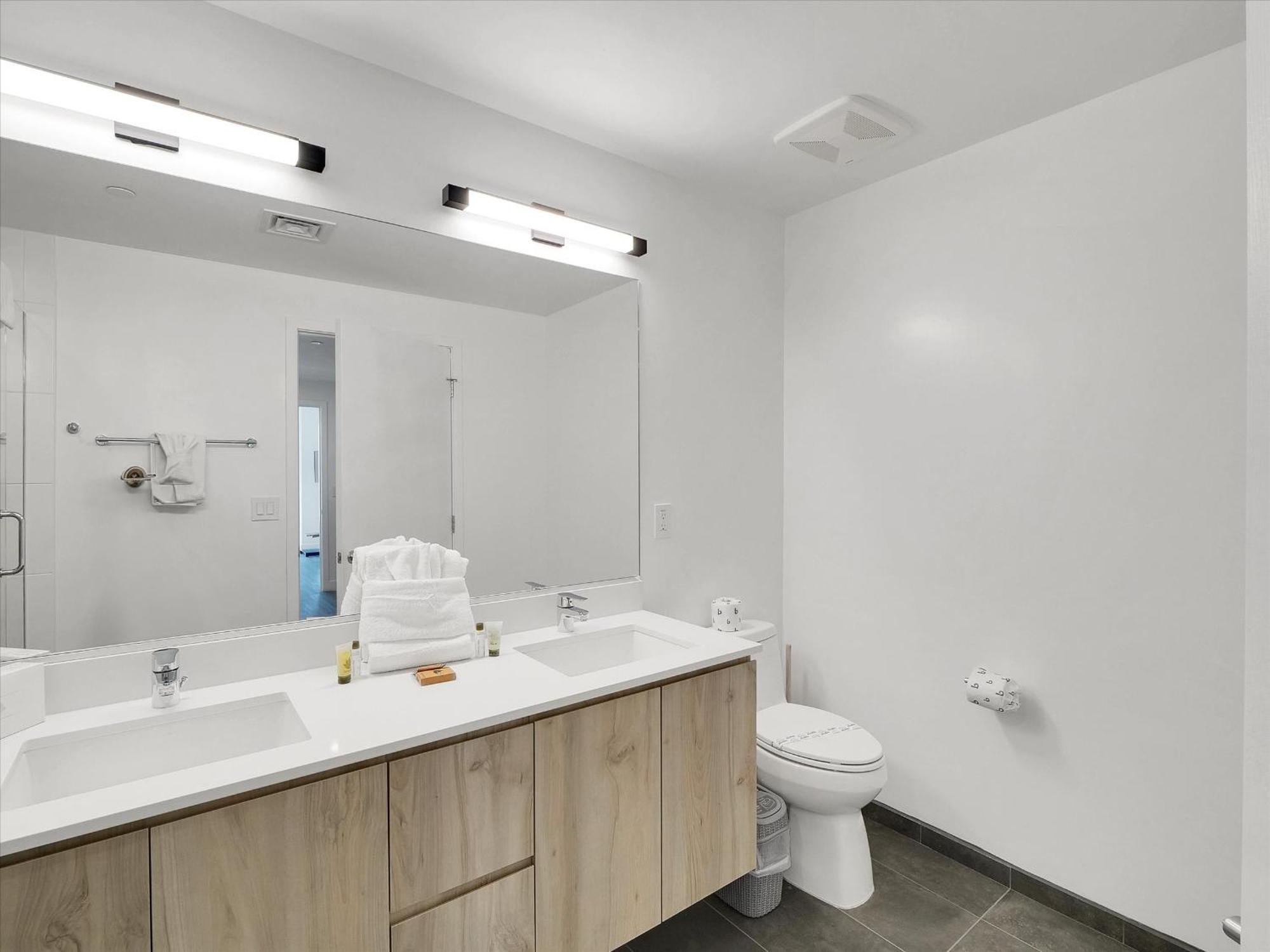 Global Luxury At Downtown Apartment *