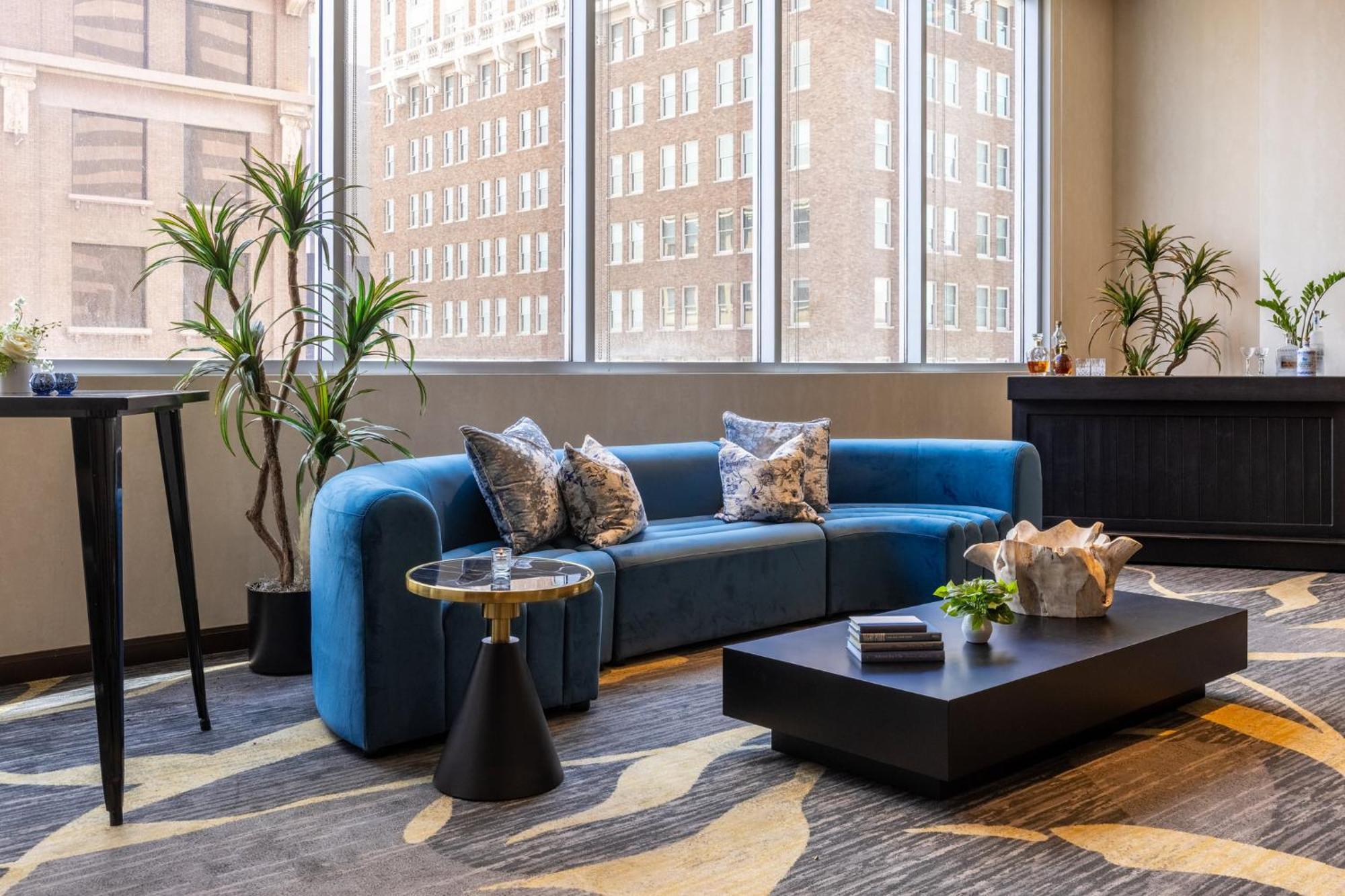 Kimpton Palomar Cityscape By Ihg