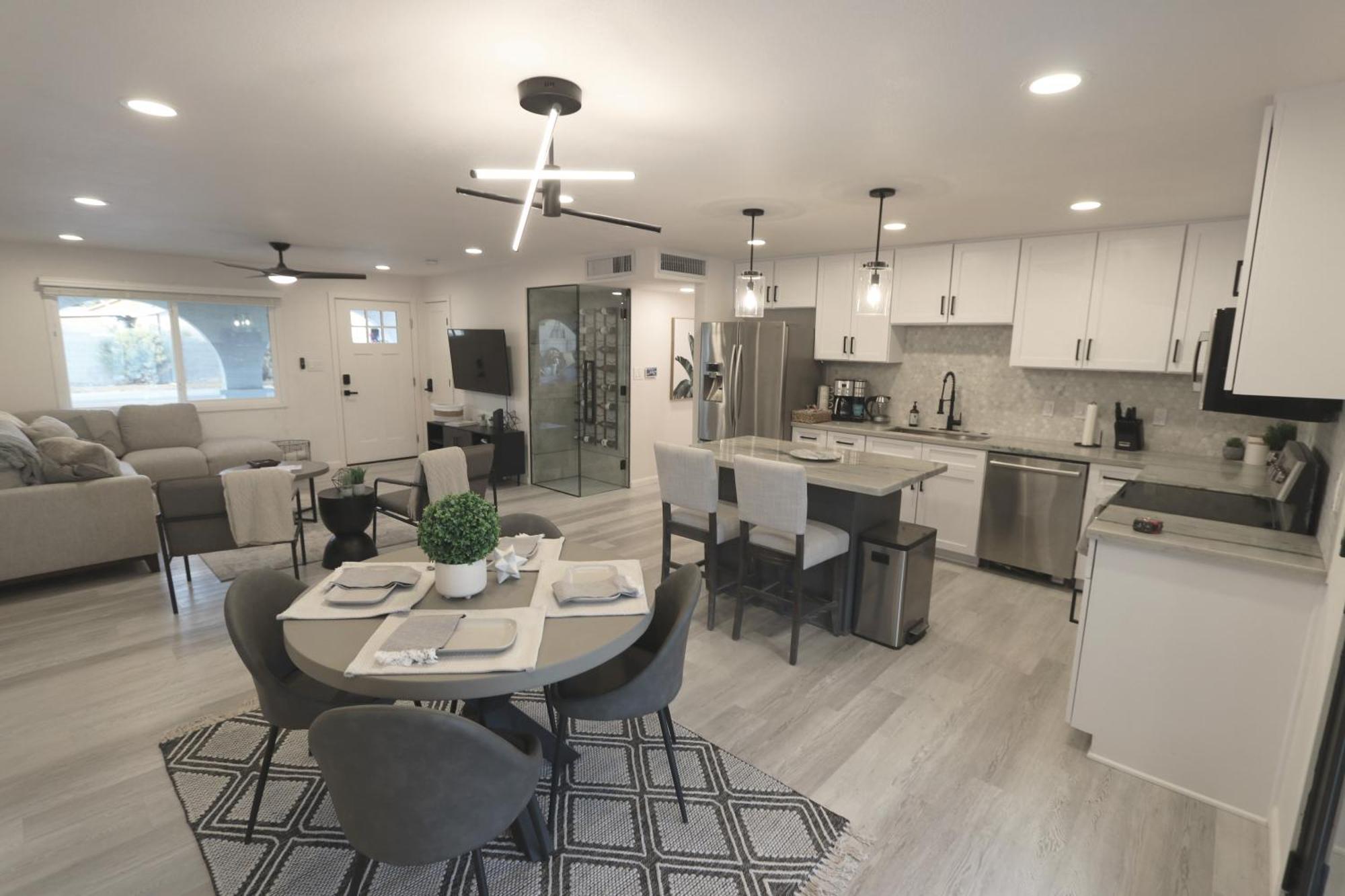 Blue Agave With Heated Pool & Outdoor Living Holiday home Phoenix